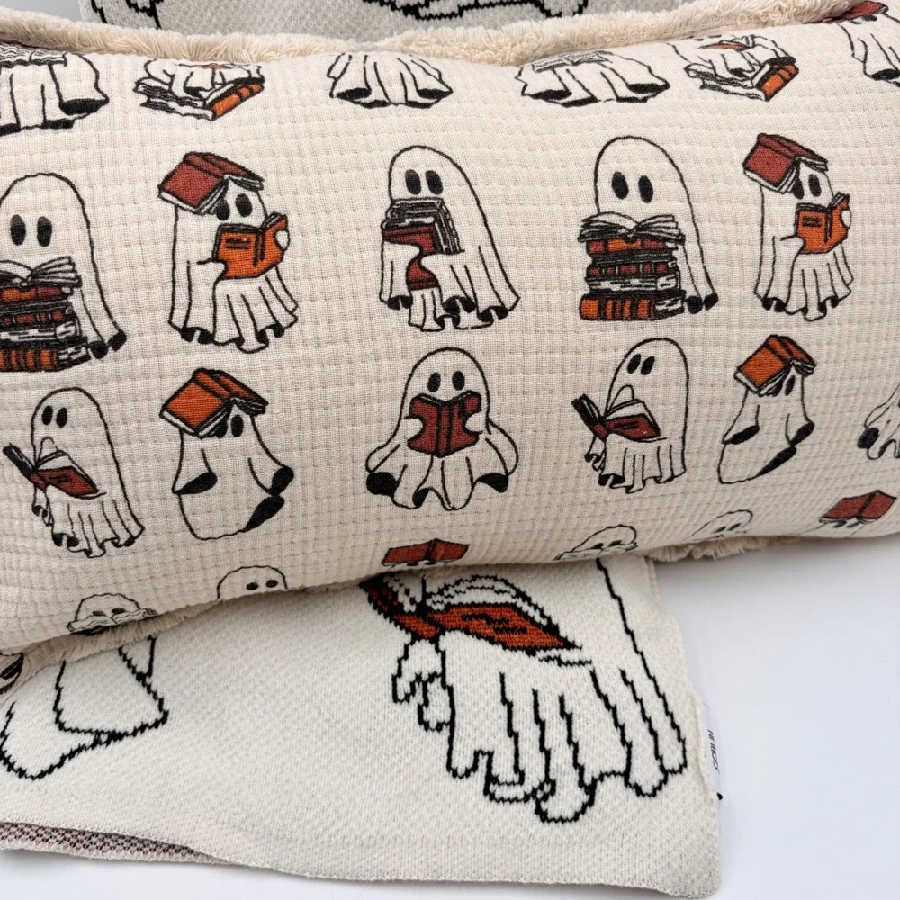 Goblin & Ghoul Reading Ghosts Halloween Throw Blanket and Pillow Set Cream